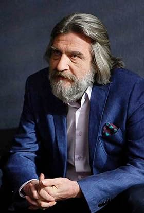 actor Metin Belgin large photo