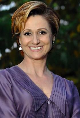 actor Zezé Polessa large photo