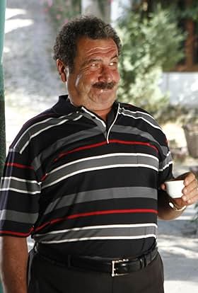 actor Tarik Pabuccuoglu large photo