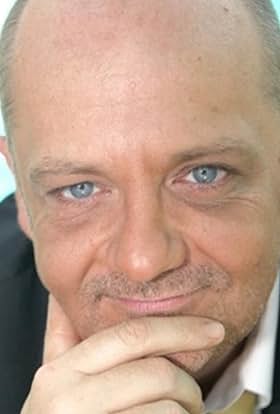 actor Tony Gaultier large photo