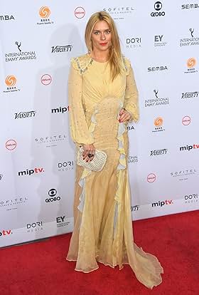 actor Carolina Dieckmann large photo