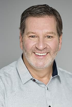 actor Mario Jean large photo