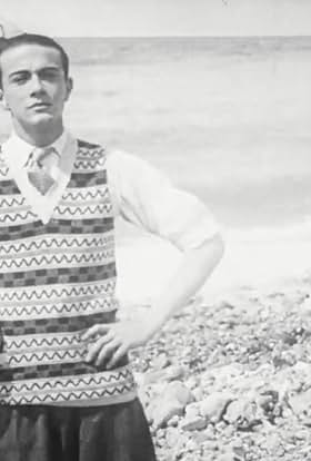 actor Robert Hommet large photo