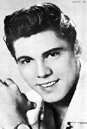 actor Bob Soler large photo