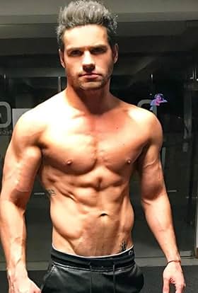 actor Eleazar Gómez large photo