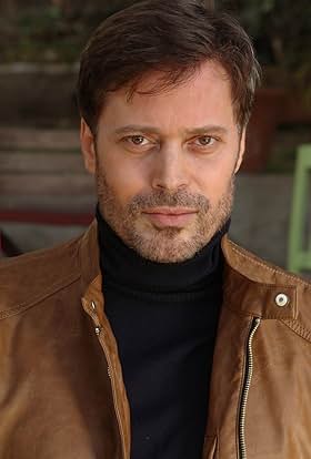 actor Luis Fernandez large photo