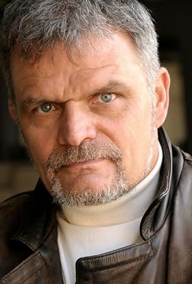 actor Till Huster large photo