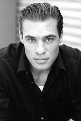 actor Chris Torres large photo