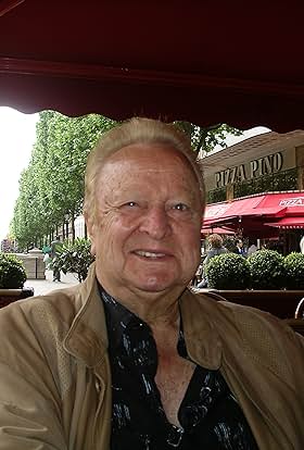 actor Barry Authors large photo