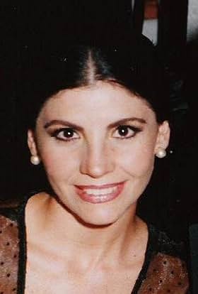 actor Paola Ochoa large photo