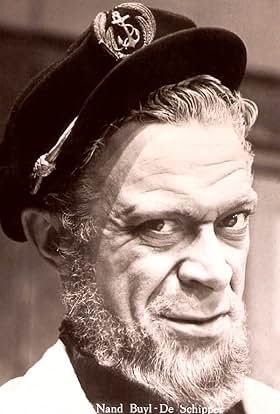 actor Nand Buyl large photo