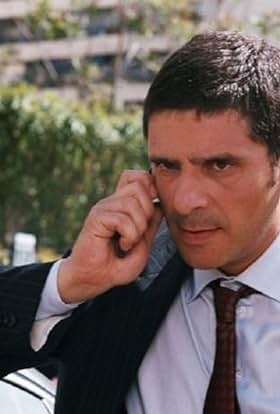 actor Pascal Elbé large photo