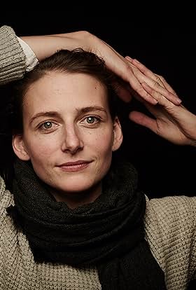 actor Jasmine Ellis large photo