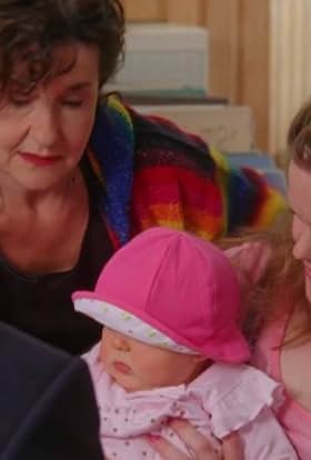 actor Elaine Claxton large photo