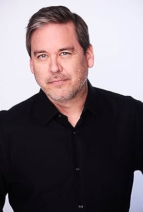 actor Steve Whelan large photo