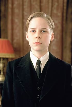 actor Guy Edwards large photo