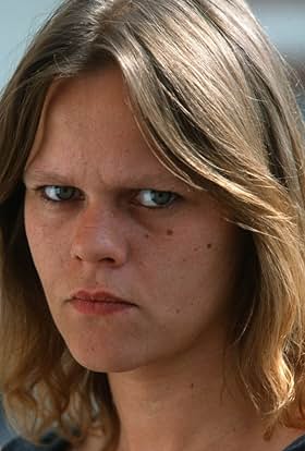 actor Séverine Caneele large photo