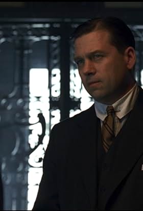 actor Kevin Henderson large photo