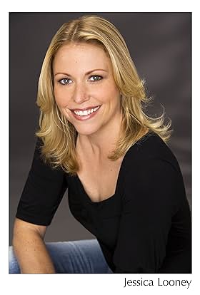 actor Jessica Looney large photo