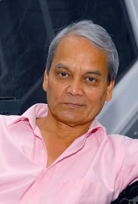 actor Vinod Pande large photo