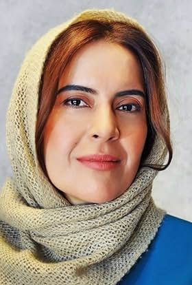 actor Nazanin Farahani large photo