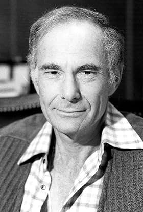 actor Harve Bennett large photo