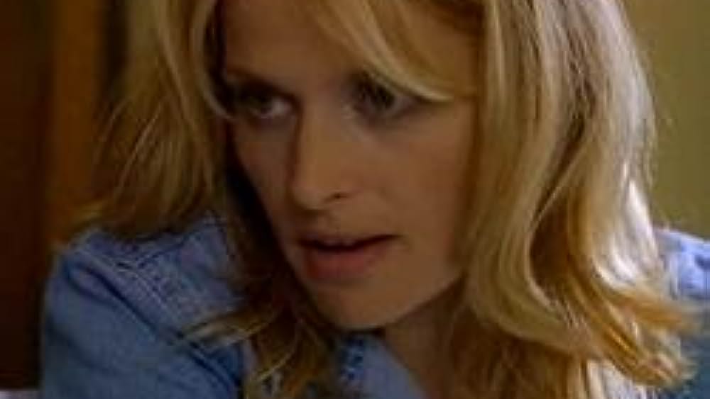 actor Catlin Foster large photo