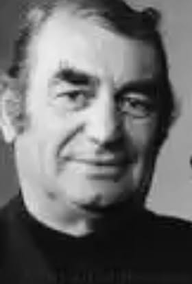 actor Muhip Arciman large photo