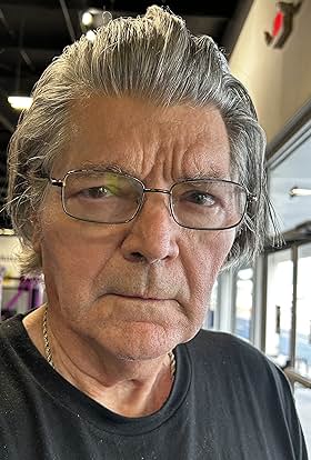 actor Ike Gingrich large photo