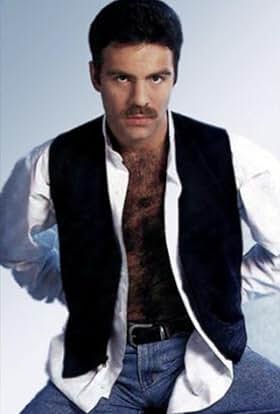 actor Ari Telch large photo