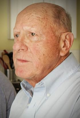 actor Liam Mitchell large photo