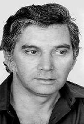 Vangelis Ploios