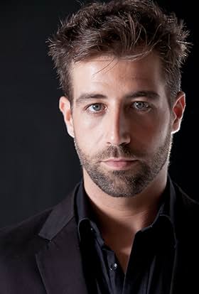 actor Leandro Rivera large photo