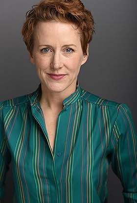 actor Sarah Agnew large photo