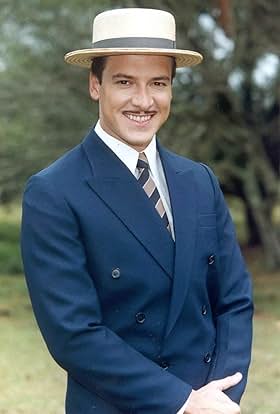 actor Rodrigo Faro large photo