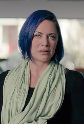 actor Larissa Anderson large photo