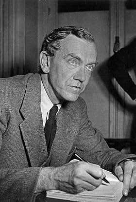 actor Graham Greene large photo