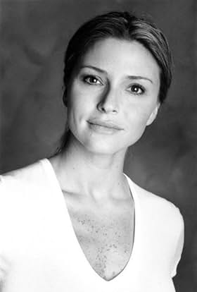 actor Isabella Camil large photo