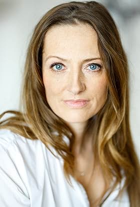 actor Nicola Ransom large photo