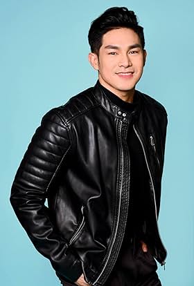 actor Ion Perez large photo