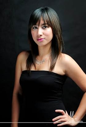 actor Darlene Angeles large photo