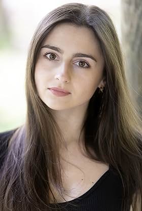 actor Karina Cherchevych large photo