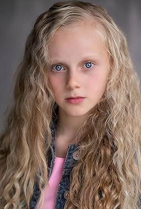 actor Lola Shaw large photo