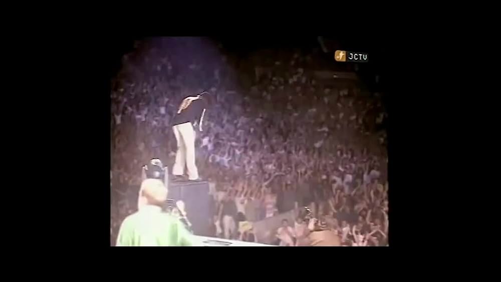 actor Toby McKeehan large photo