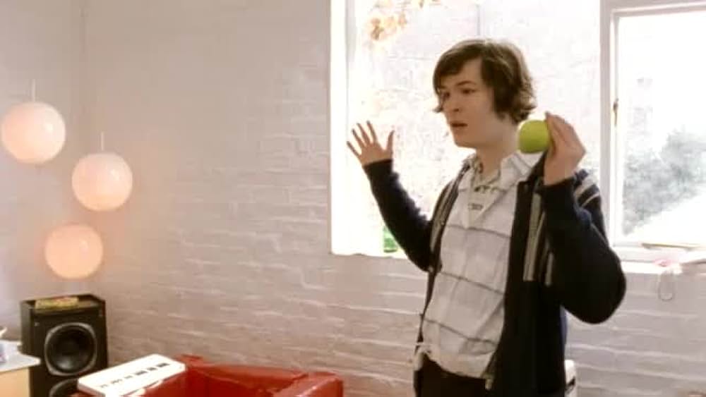 actor Powell Jones large photo