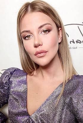 actor Asli Turanli large photo