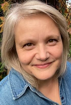 actor Amélie Bernard large photo