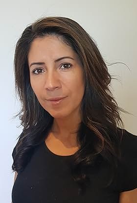 actor Diana Ferreira large photo