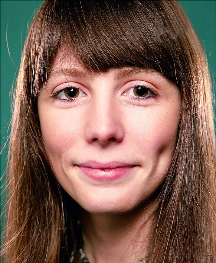 actor Kate Dolan large photo