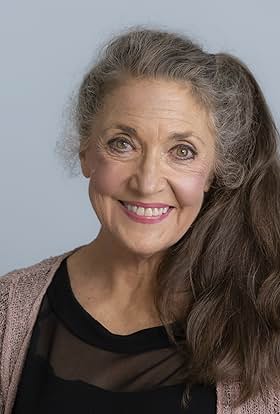 actor Barbara Deering large photo